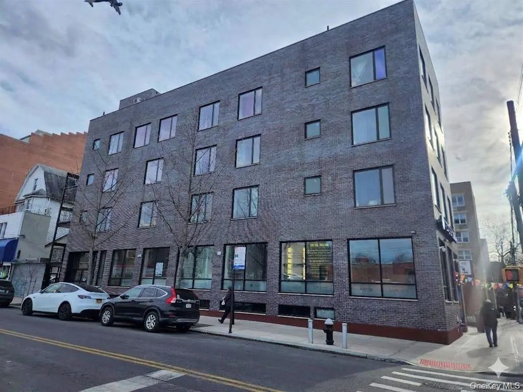 42-08 Bowne Street # 102, Flushing