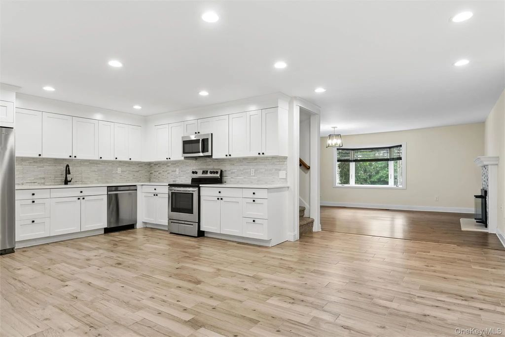 2639 N Wading River Road, Wading River