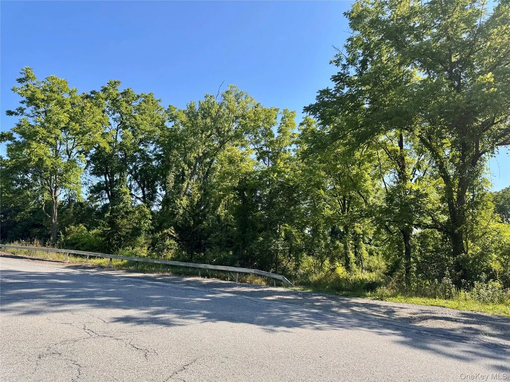 80 Fishkill Hook Road, Hopewell Junction