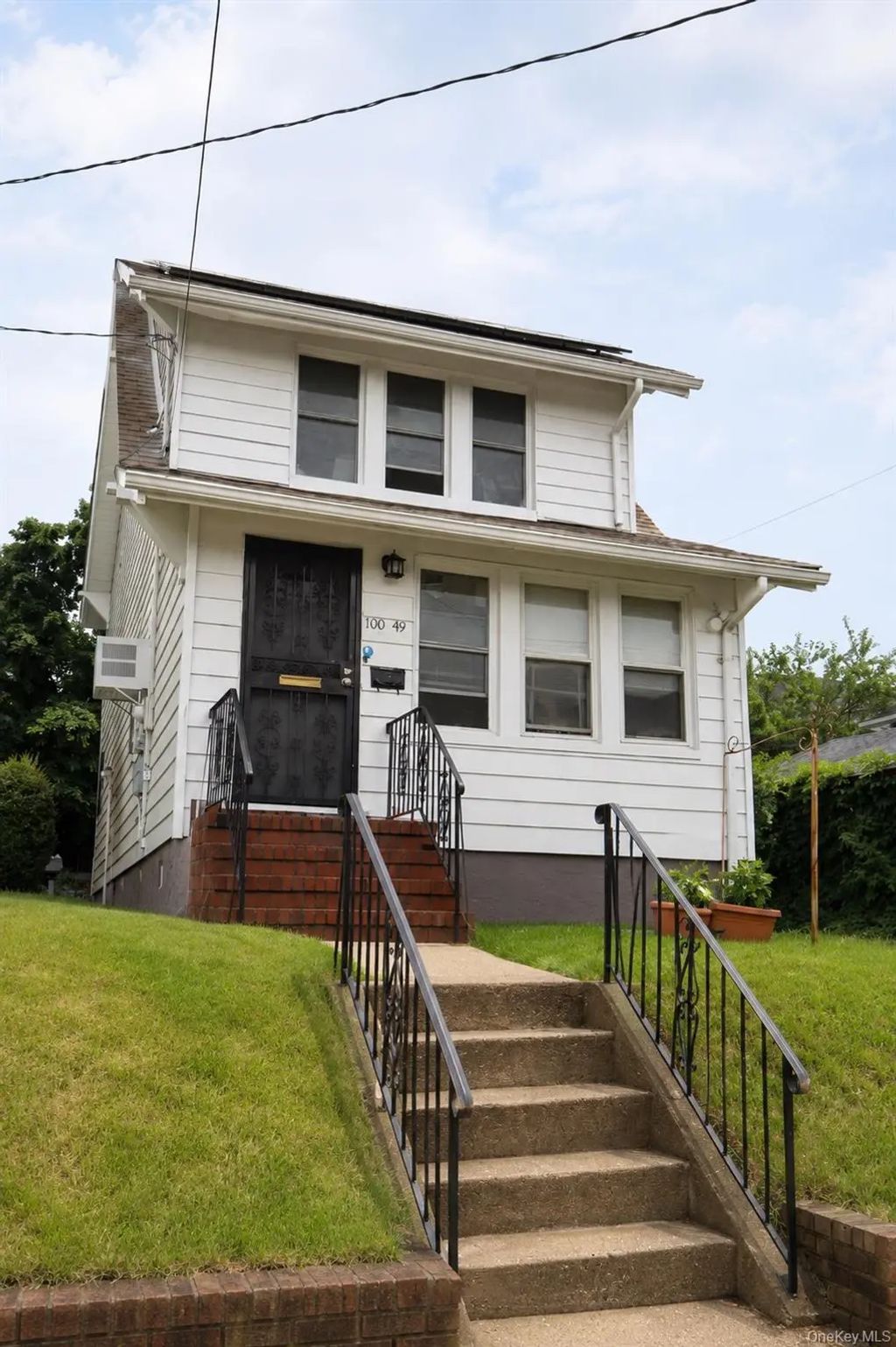 100-49 198th Street, Hollis
