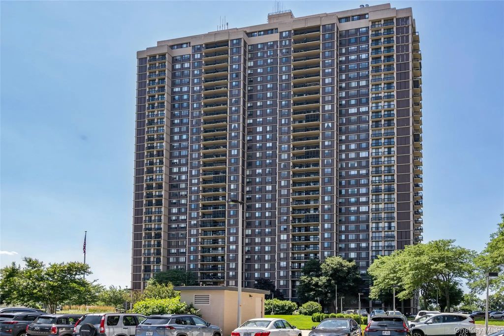 27010 Grand Central Parkway # 4h, Floral Park