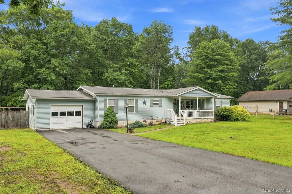 27 Delaware Drive, Sparrowbush