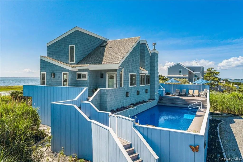 556 Dune Road, Westhampton