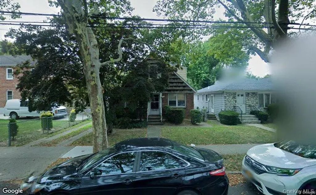 15840 73rd Avenue, Fresh Meadows