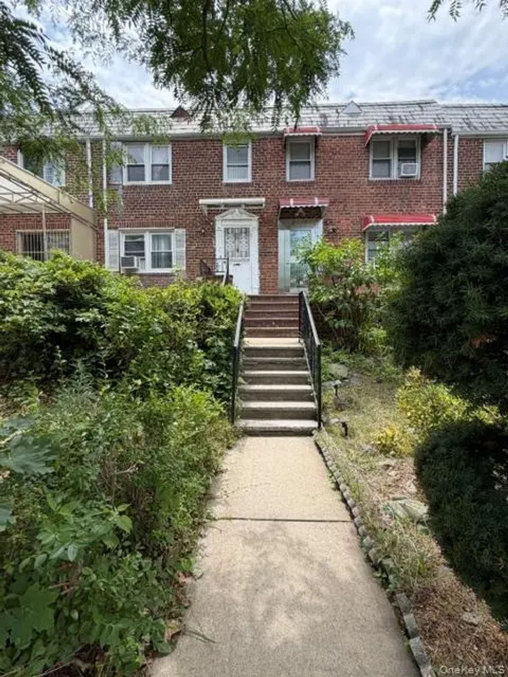 150-14 78th Avenue, Kew Garden Hills
