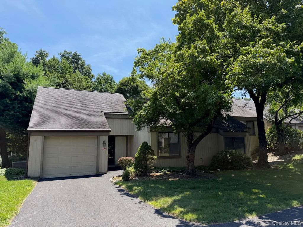 493 Heritage Hills # A, Somers