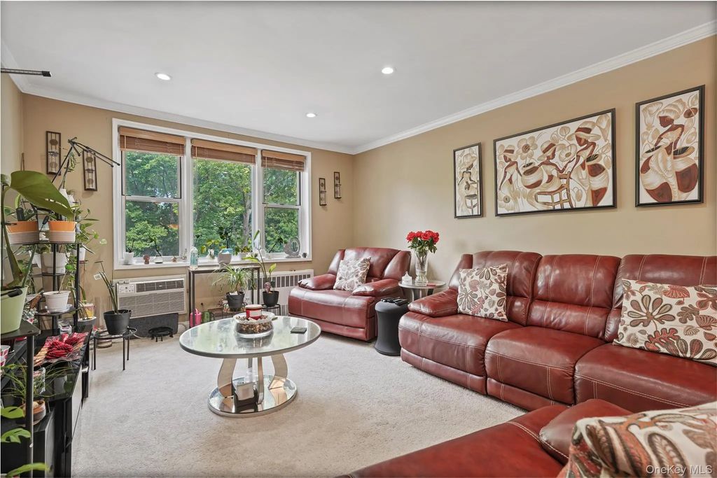 5 Sadore Ln # 5r, Yonkers