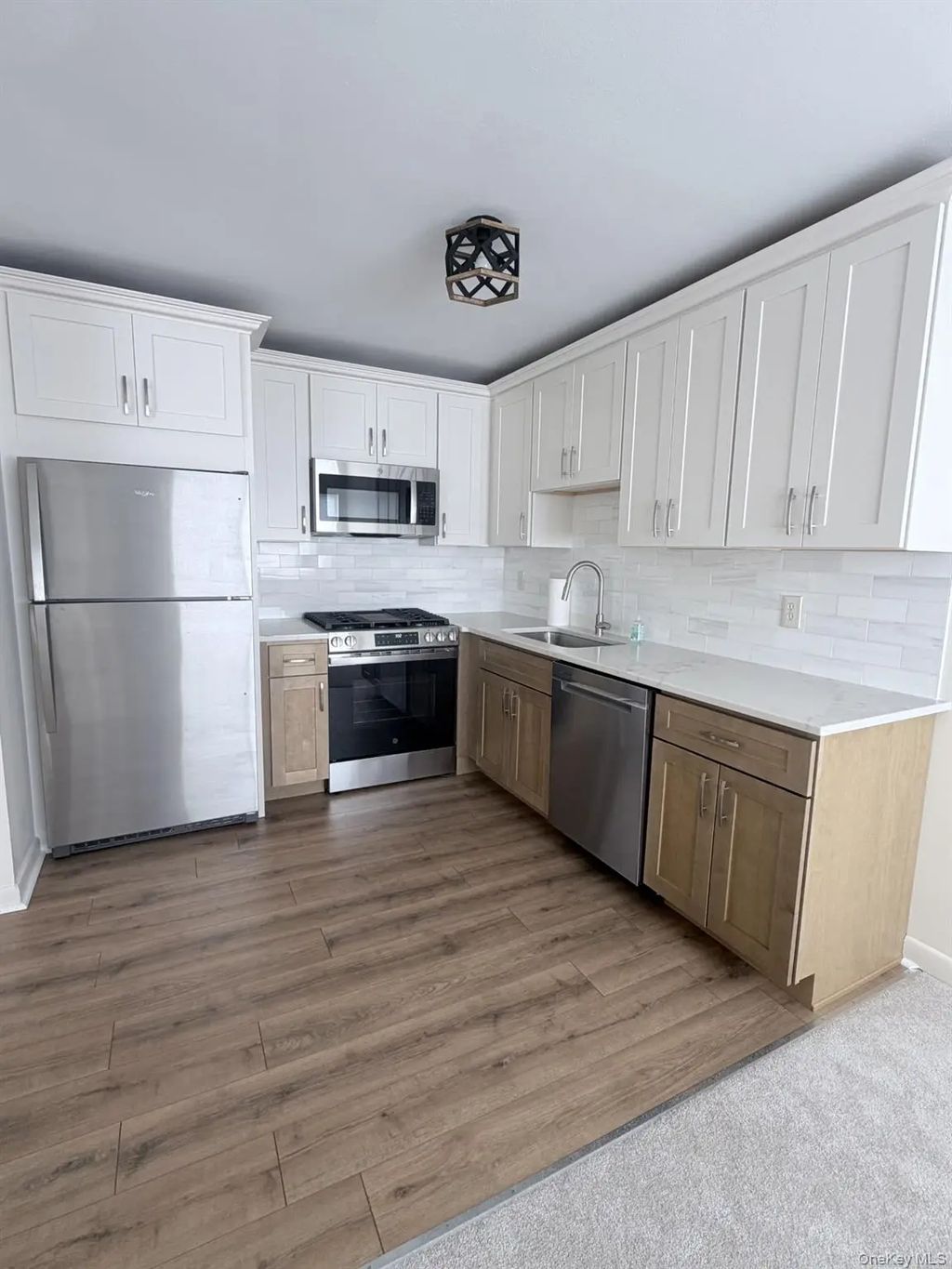 2740 South Road # G14, Poughkeepsie
