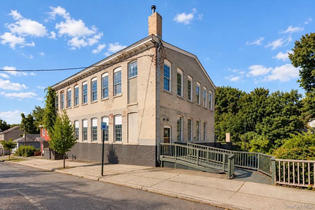 29 Prospect Street, Newburgh