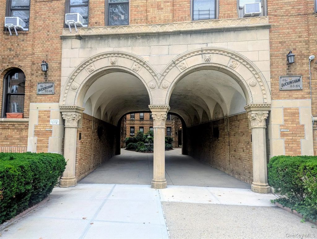 8344 Lefferts Boulevard # 1f, Kew Gardens