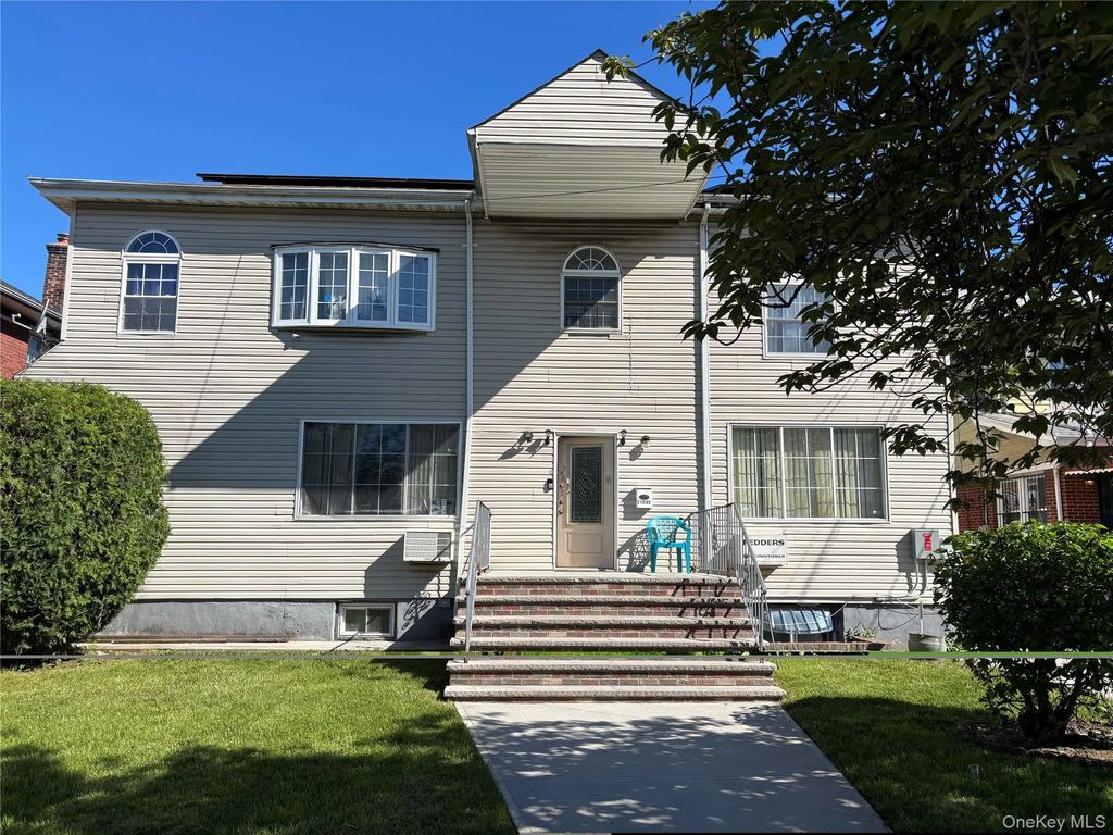 21005 Hollis Avenue, Queens Village