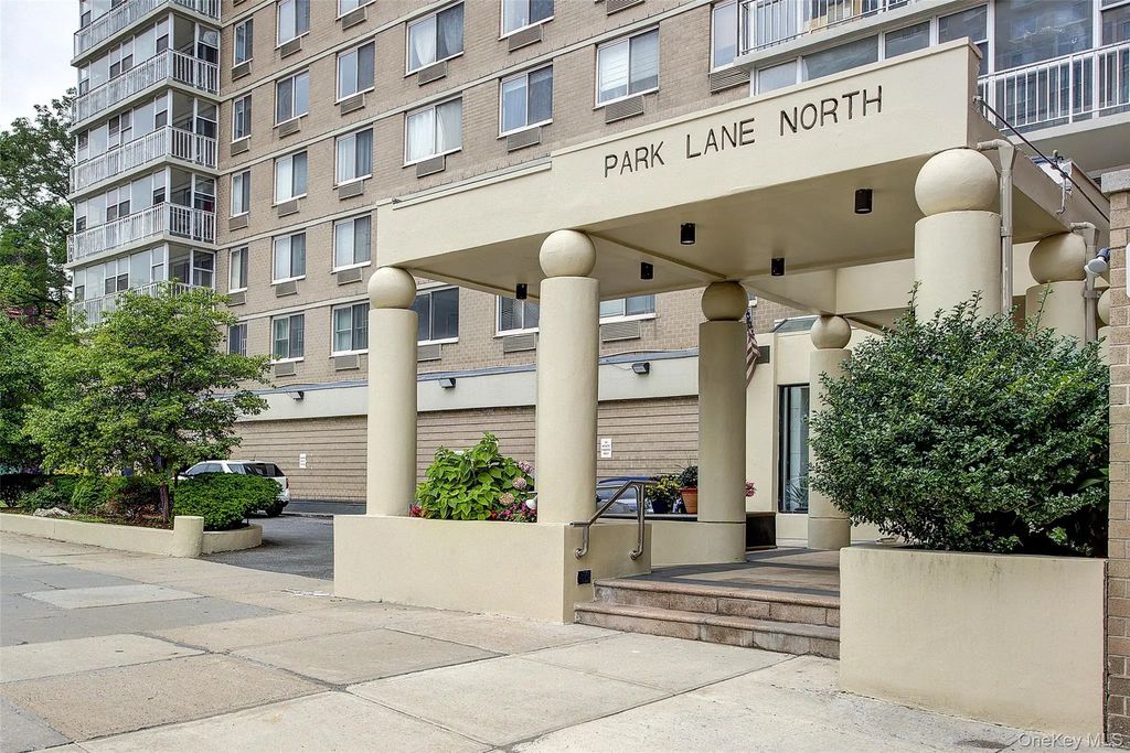 118-17 Union Turnpike # 11j, Forest Hills