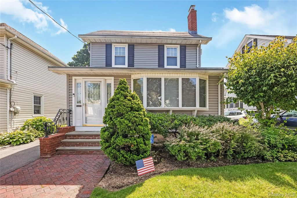 69 Vernon Avenue, Rockville Centre