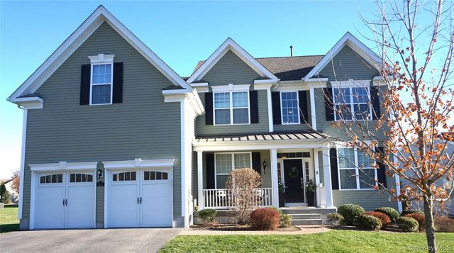 48 E Van Buren Way, Hopewell Junction