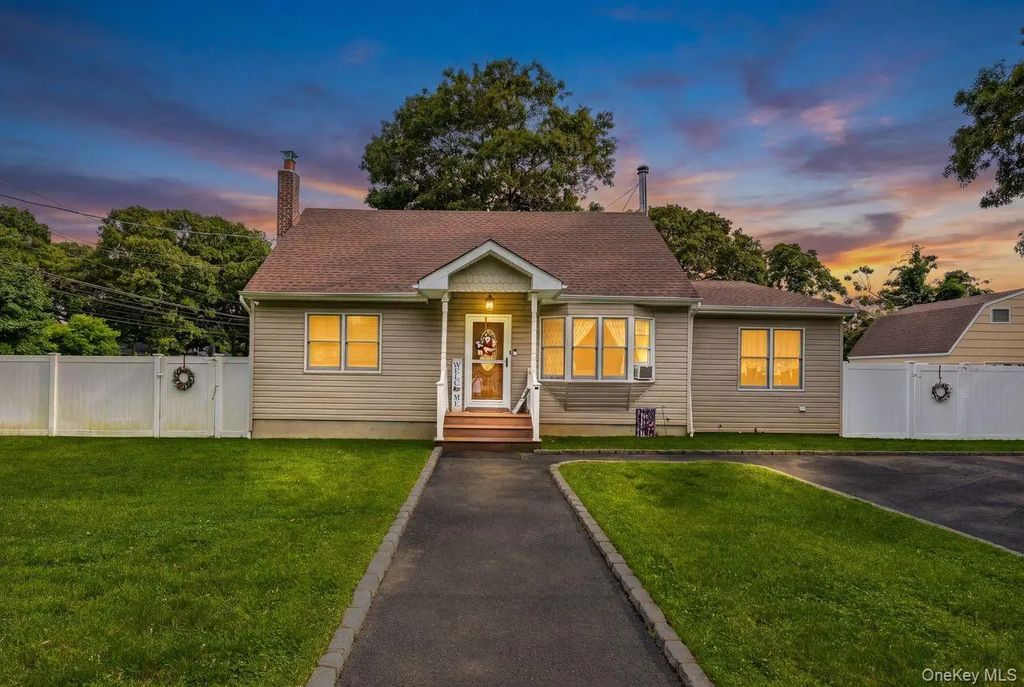 14 Tudor Road, Shirley