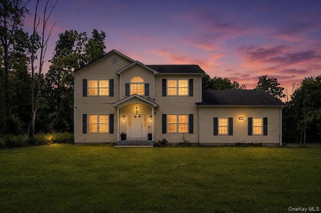 977 Mt Hope Road, Middletown