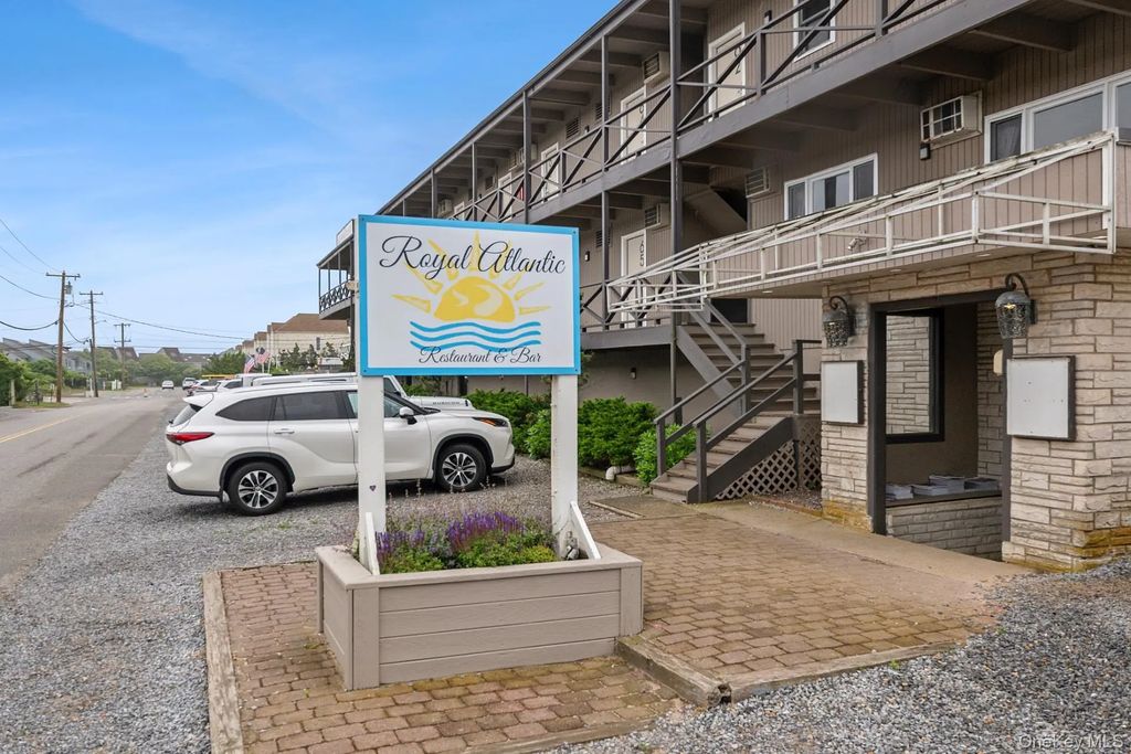 126 S Emerson Avenue # 88, Montauk