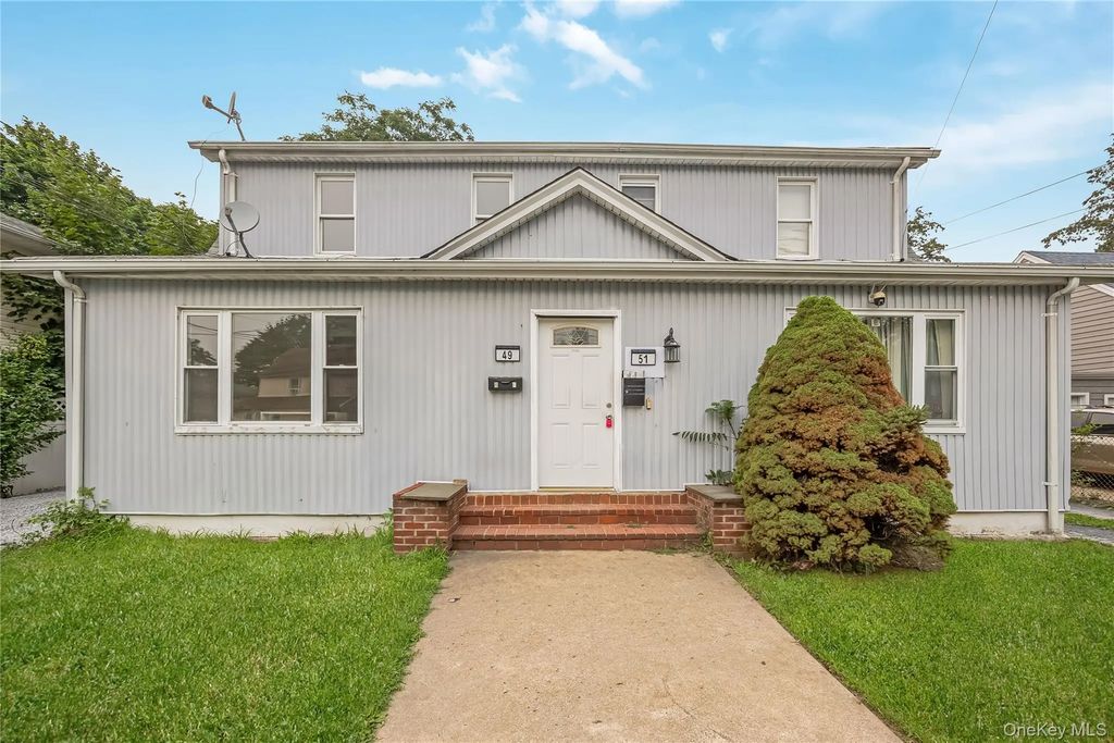 51 Peters Avenue, Hempstead