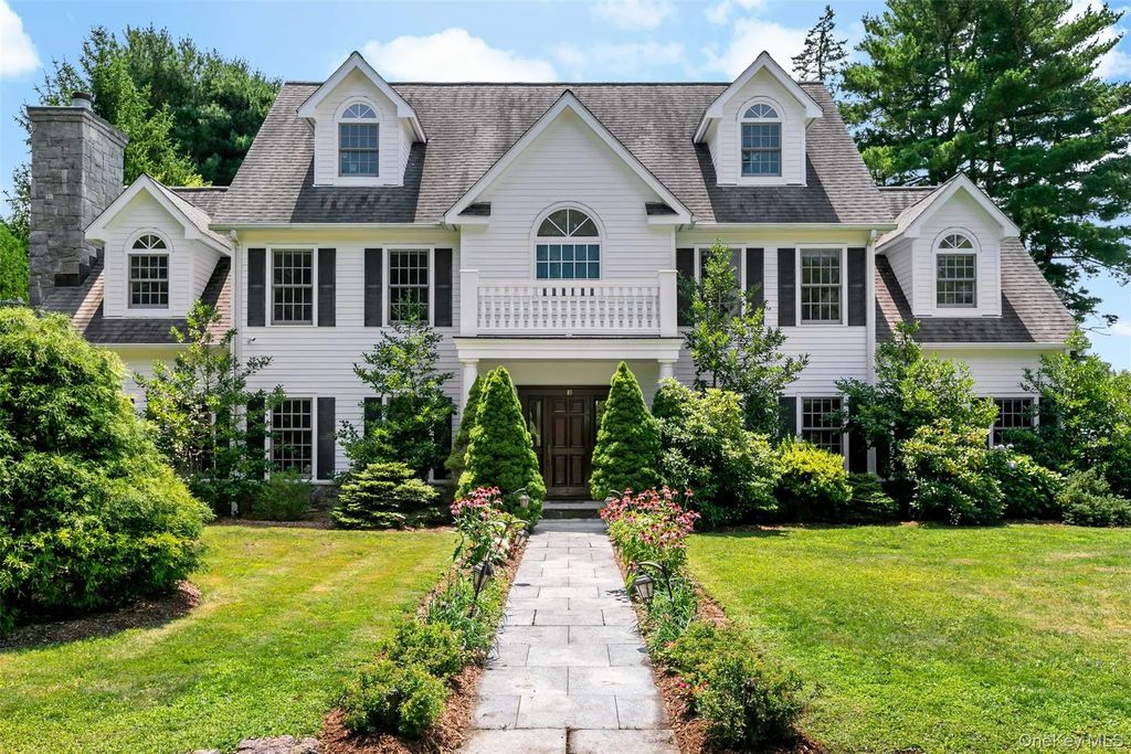 18 Sammis Lane, White Plains