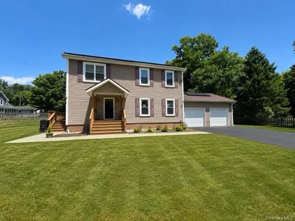 60 Grand Street, Wurtsboro