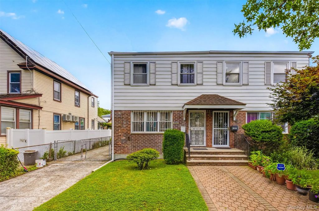 146-18 Kalmia Avenue, Flushing
