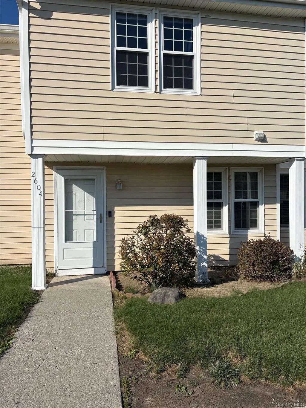 2604 Whispering Hills, Chester