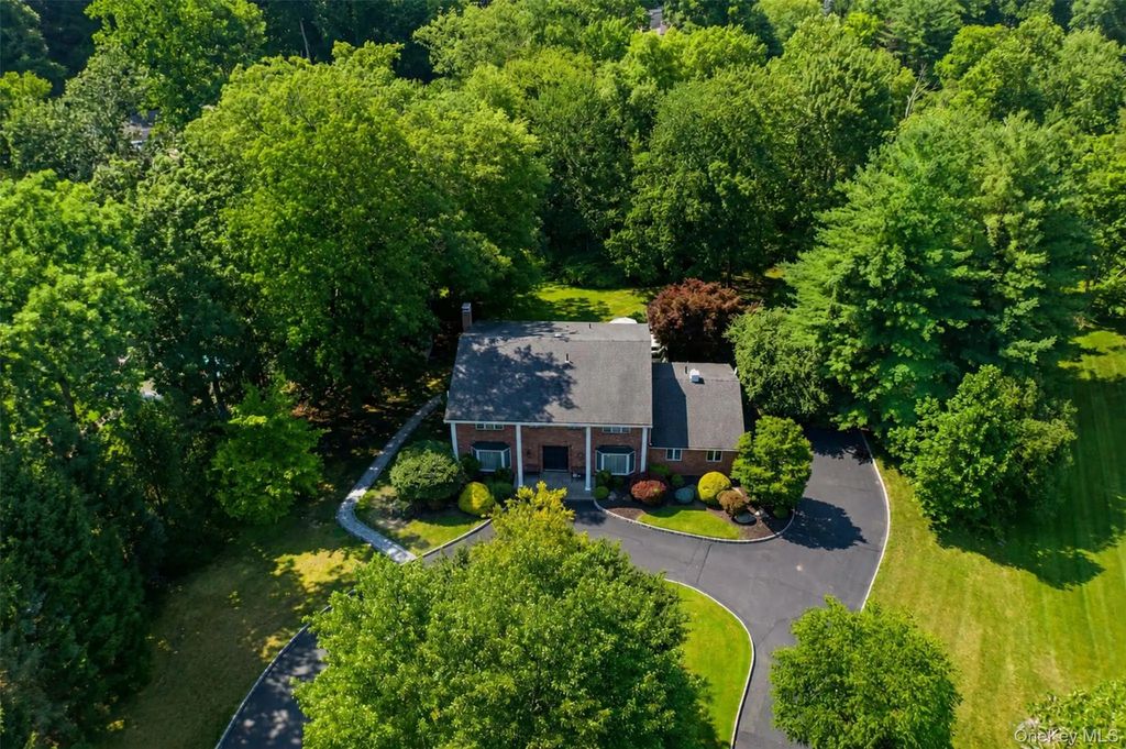 391 Pleasant Hill Drive, New City