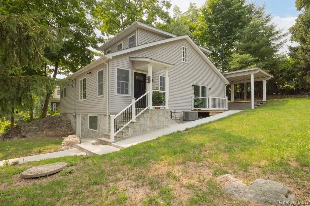 16 Wayne Avenue, Fort Montgomery