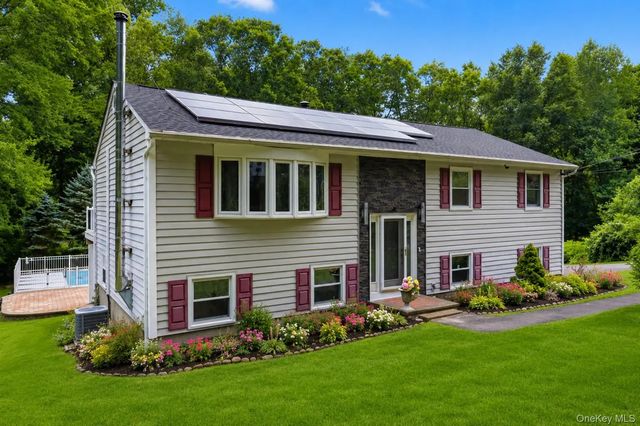 27 Casse Court, Mahopac