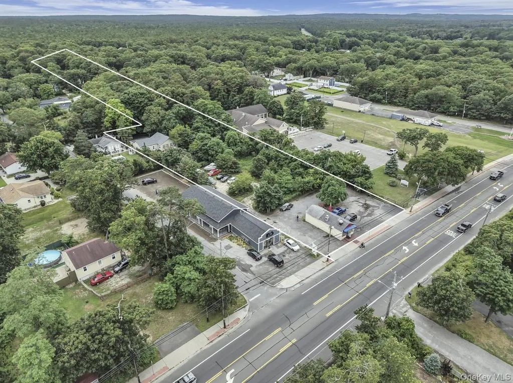669 Flanders Road, Flanders