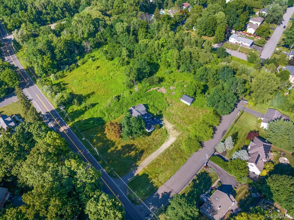 148 S Pascack Road, Nanuet