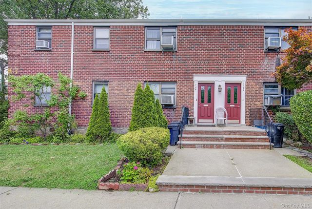 Photo of Listing #1025475