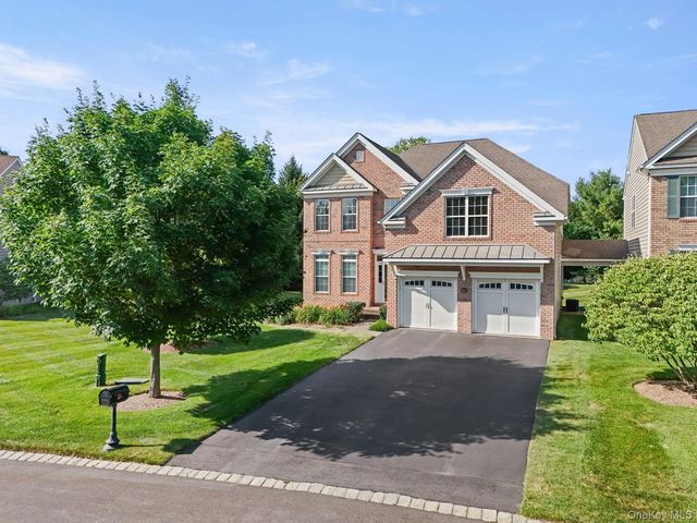 421 Vassar Place, Fishkill