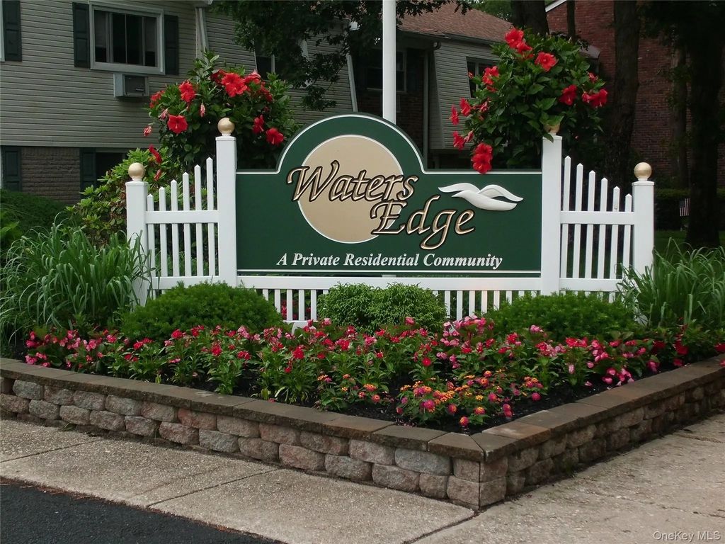 40-218 W 4th Street # 218, Patchogue