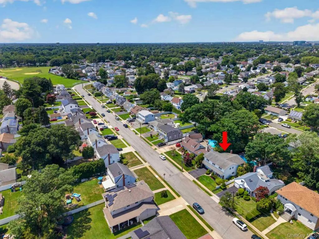 1671 Noble Street, East Meadow
