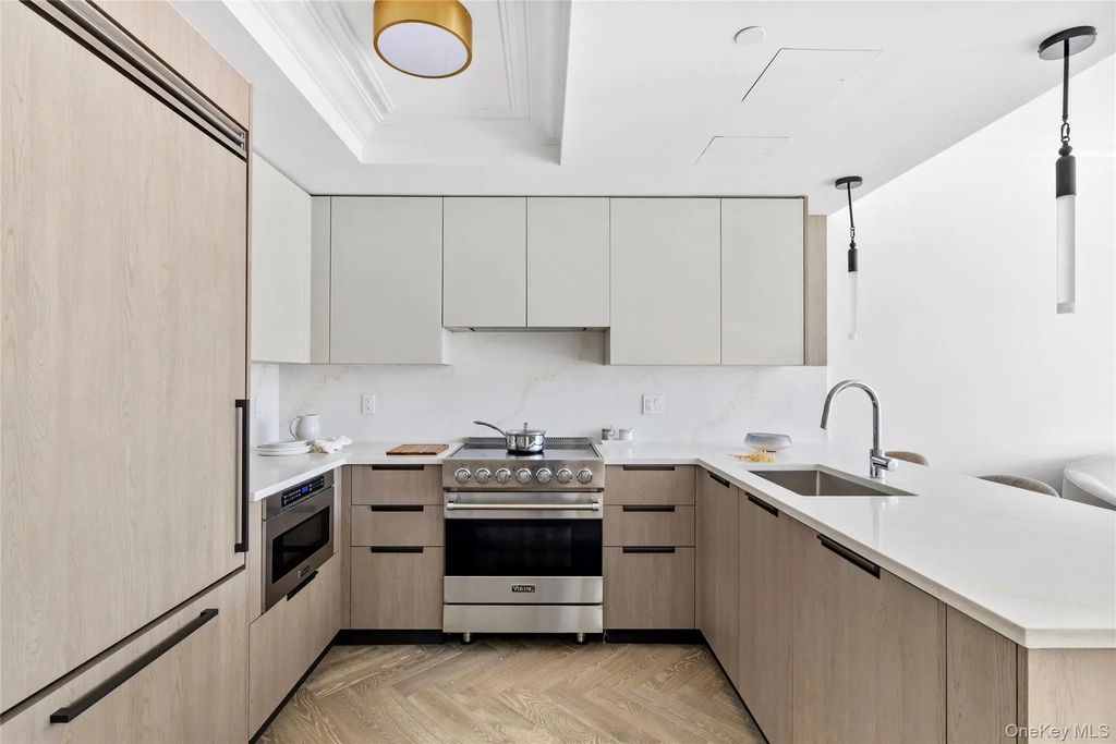 78-29 Austin Street # 510, Forest Hills