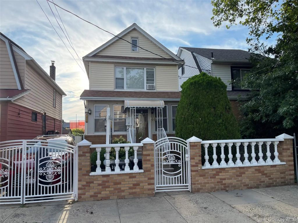 10506 221st Street, Queens Village