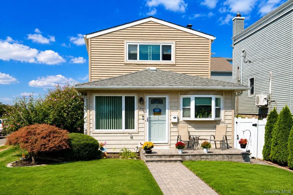 29 Milton Road, Babylon