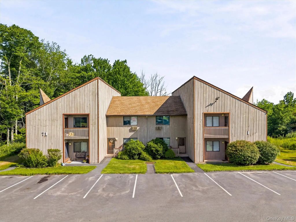 71 Davos Point # I9, Woodridge