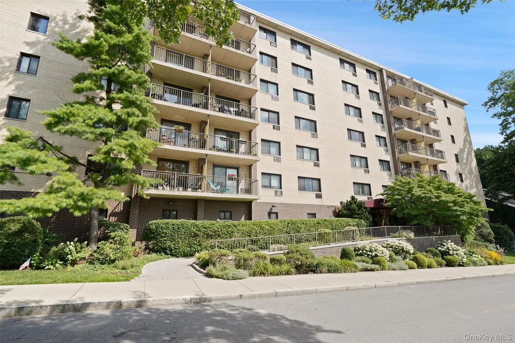 108 Sagamore Road # 3m, Tuckahoe