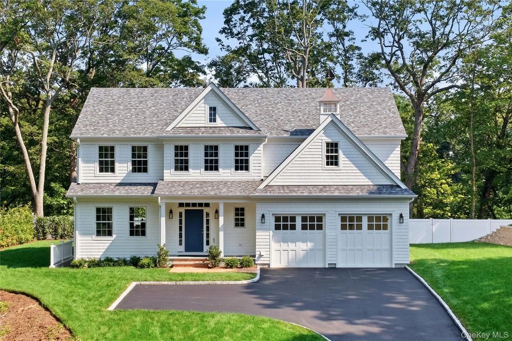 5 Glen Way, Cold Spring Harbor