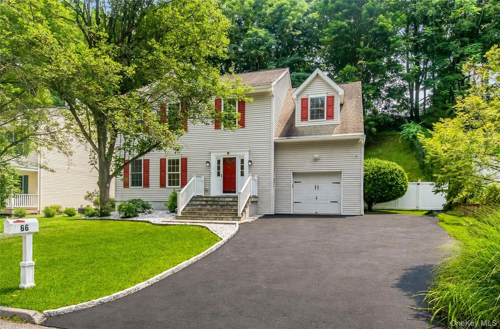 66 Valley View Road, Cortlandt Manor