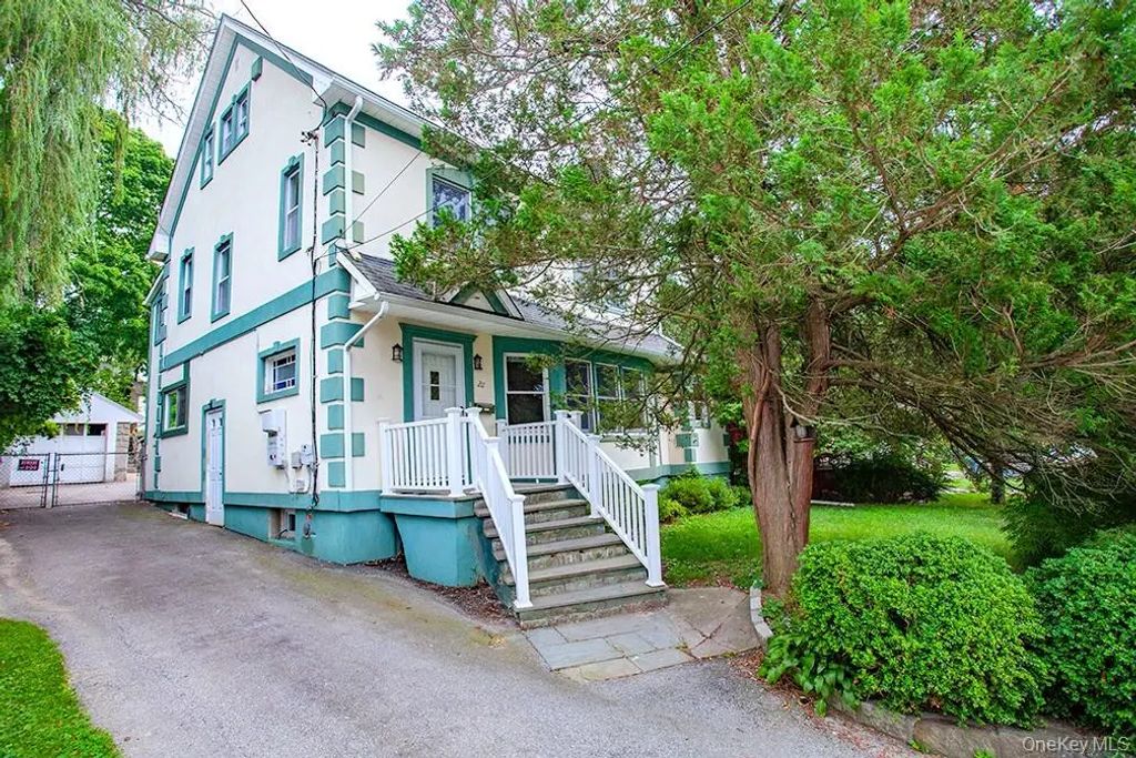 211 Pomeroy Street, Peekskill