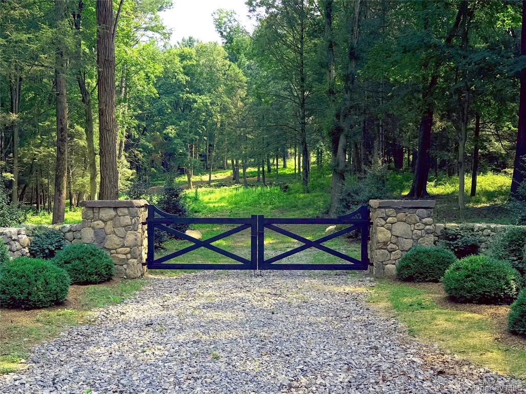 340 Haines Road, Bedford Hills