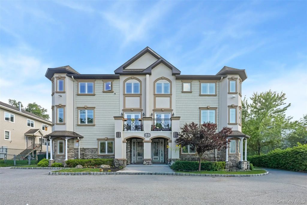 23 Calvert Drive # 111, Monsey