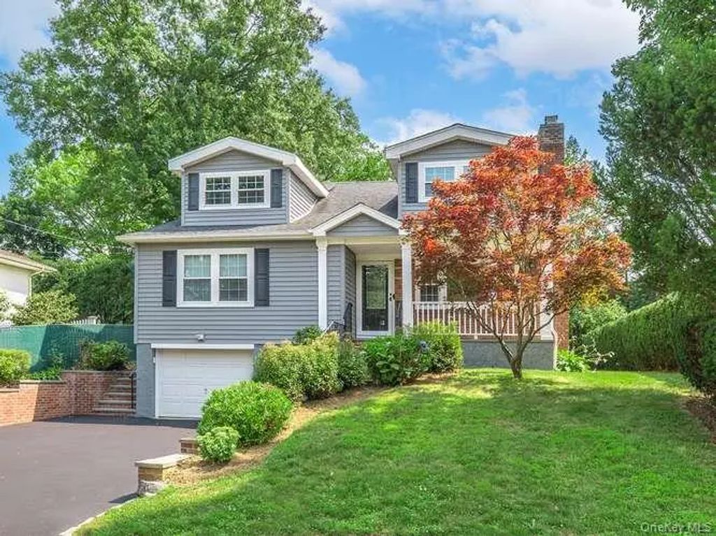 5 Central Avenue, Glen Cove