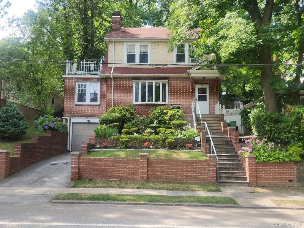 15 Rumsey Road, Yonkers