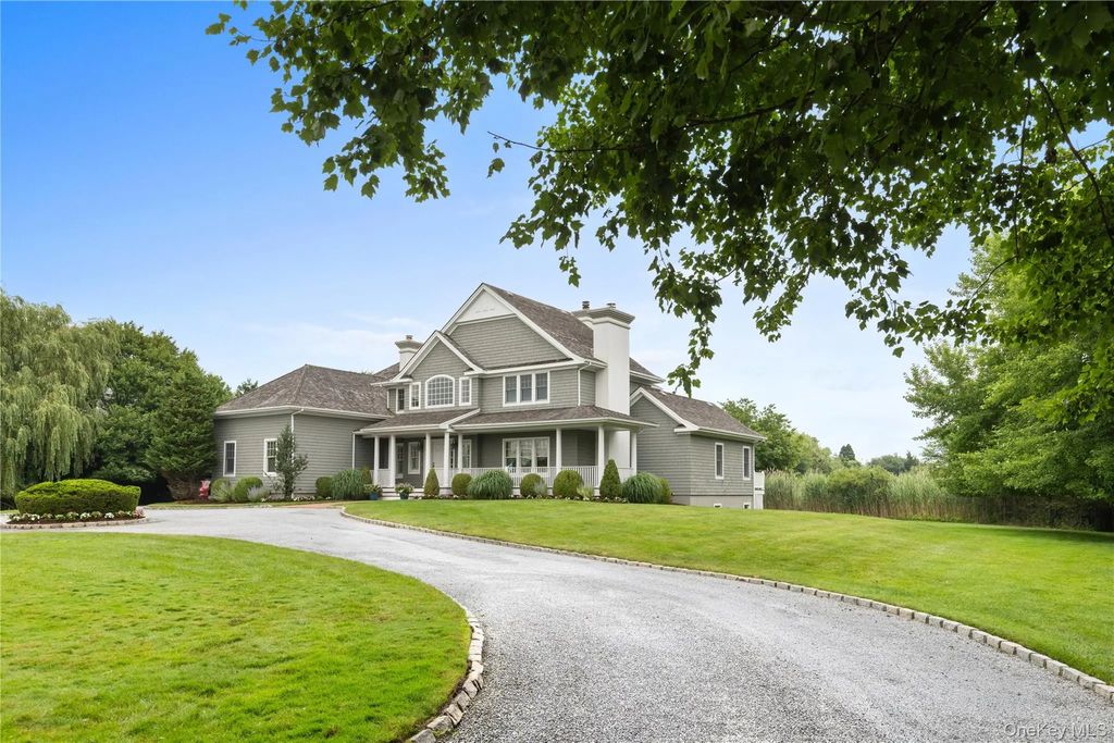 42 Jessup Lane, Westhampton Beach
