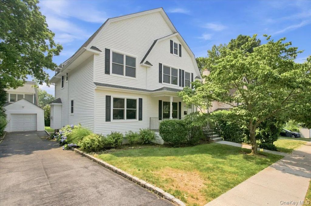 1219 Henry Avenue, Mamaroneck