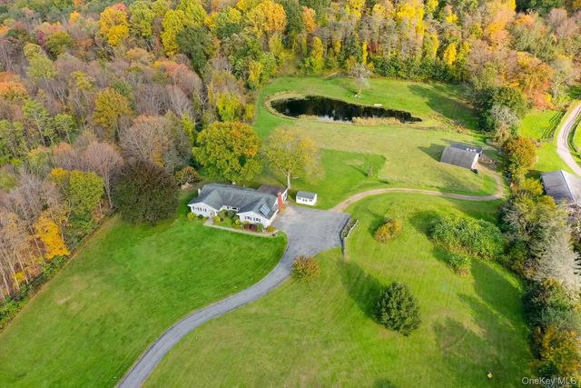 394 Smith Road, Hyde Park